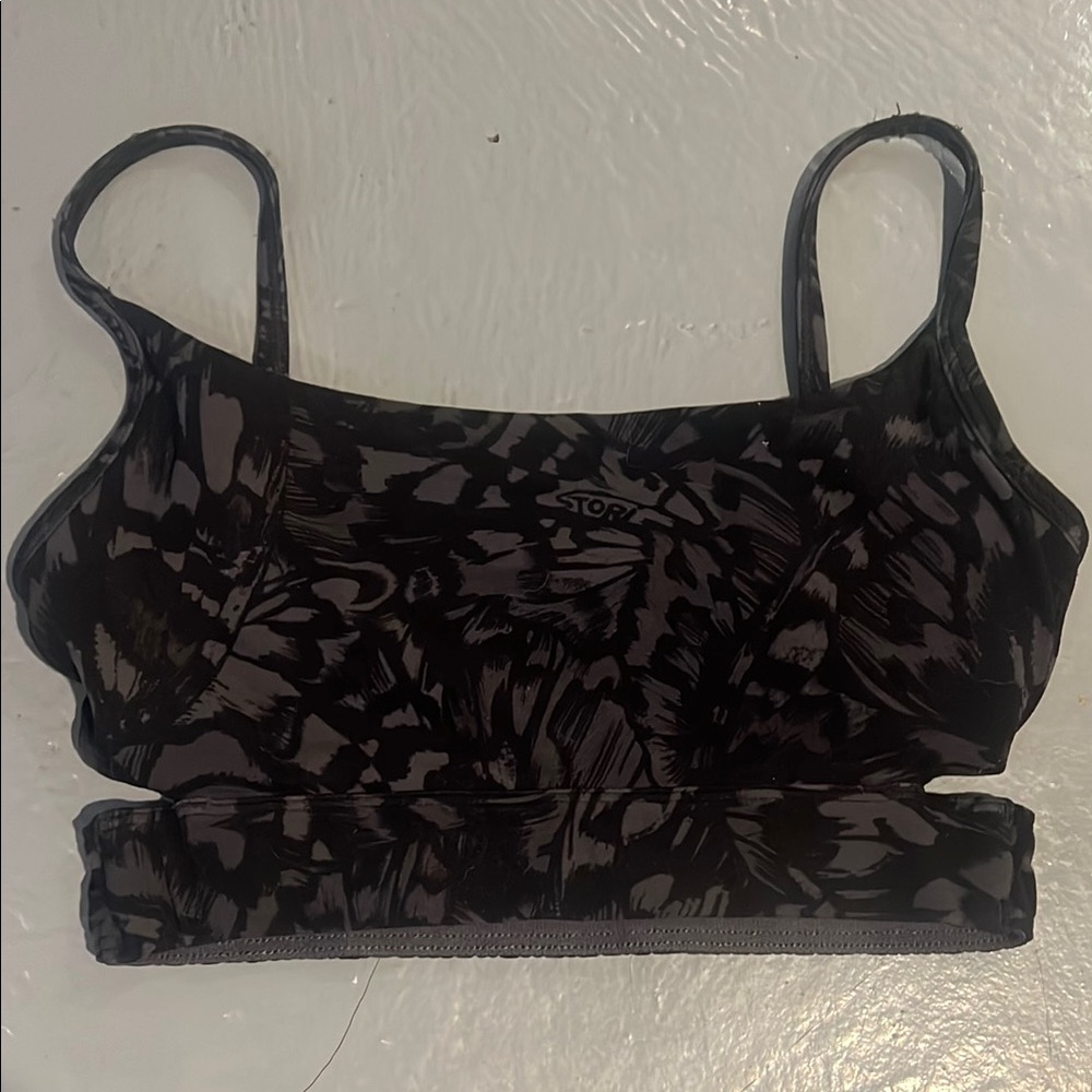Stylish Black and Gray Sports Bra